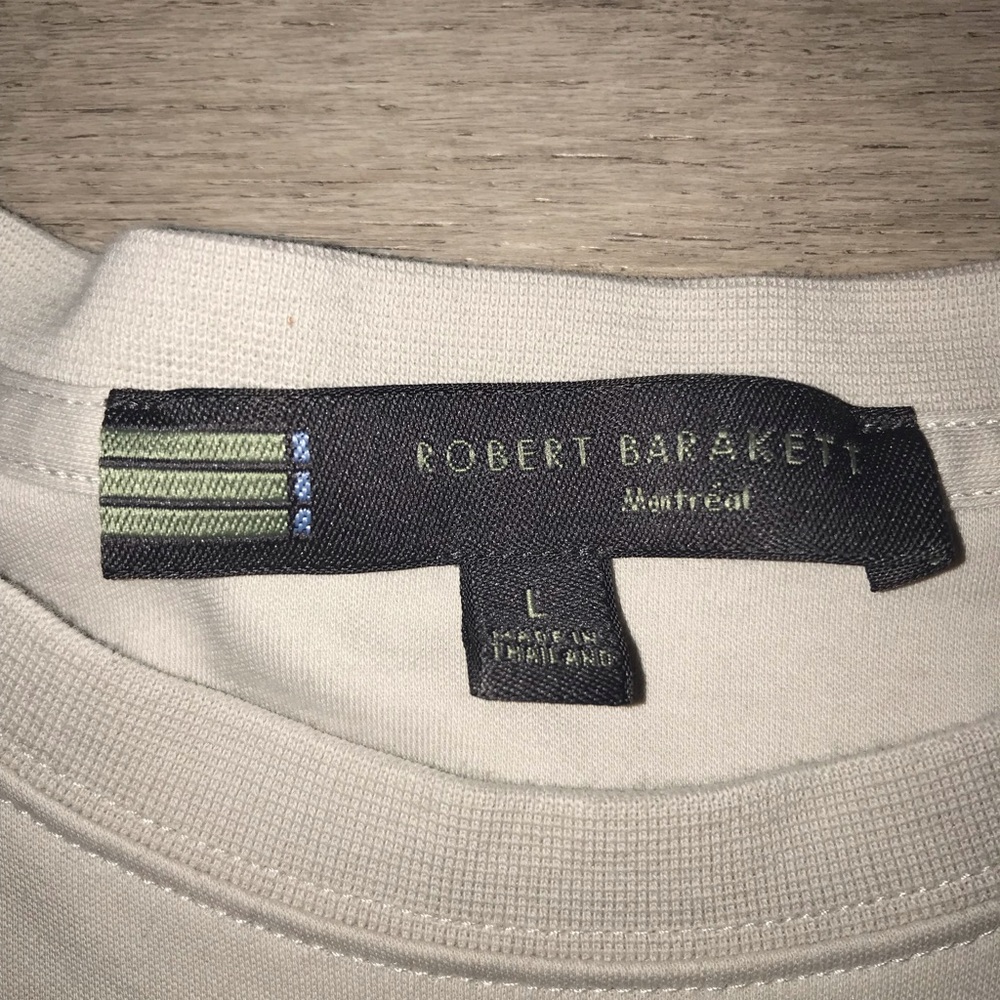 Robert barakett T-shirt bundle size large